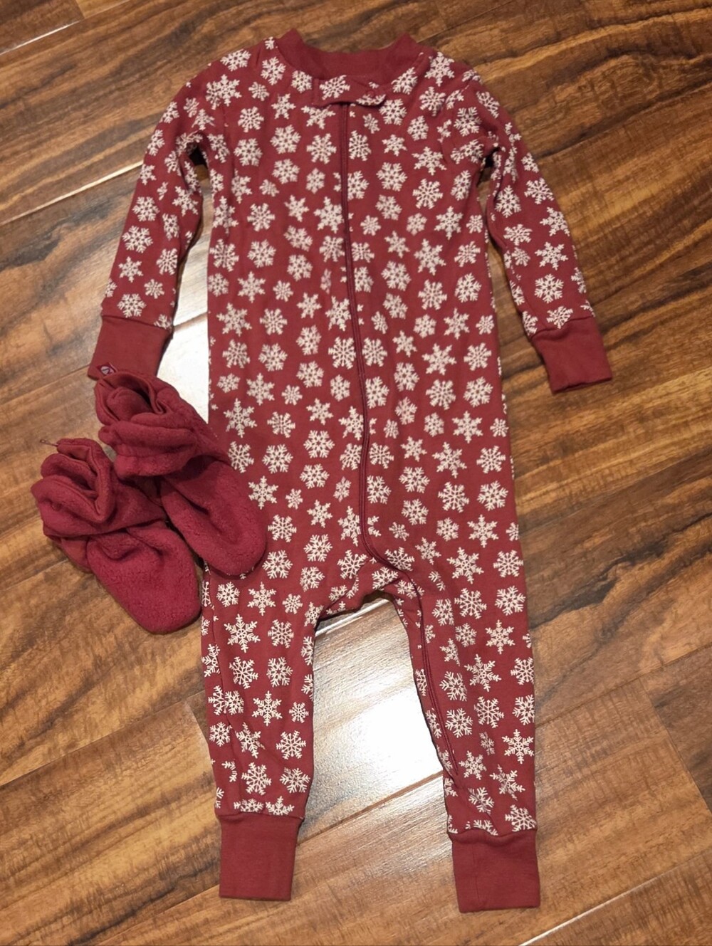 Zutano EUC 24 Months Red Holiday Snowflake Pj Romper & Fleece Booties